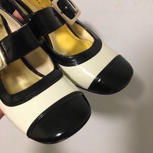 more pictures of the marc jacobs shoes!!